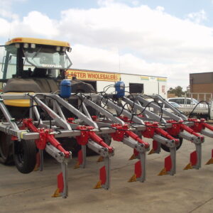 Yeomans plow- fitted with stump jump cylinder shanks