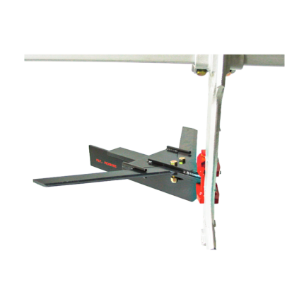 Yeomans Wobble Blade unique pivoting design allows the blades to move side-to-side, helping the system work around rocks and obstacles without stopping