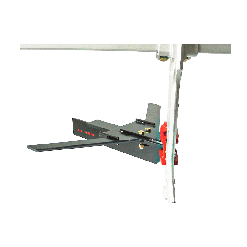 WOBBLE~1 Yeomans Wobble Blade unique pivoting design allows the blades to move side-to-side, helping the system work around rocks and obstacles without stopping